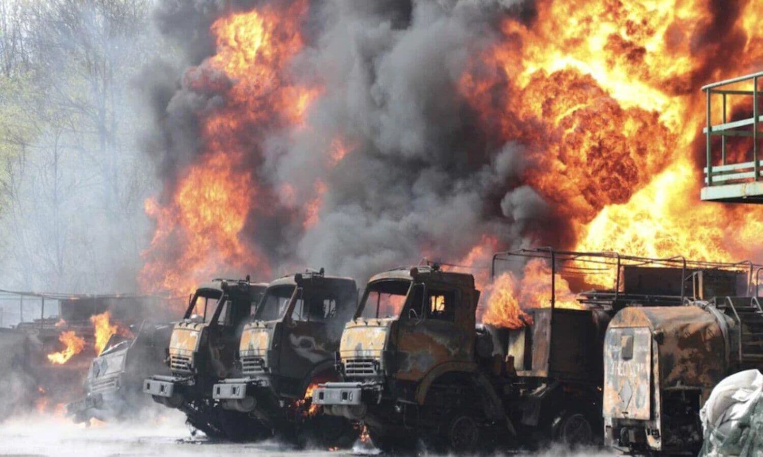 Russia Ukraine War: यूक्रेन पर रूस ने 1 दिन में दागी 70 मिसाइल, 297 दिनों की जंग में यह सबसे बड़ा हमला