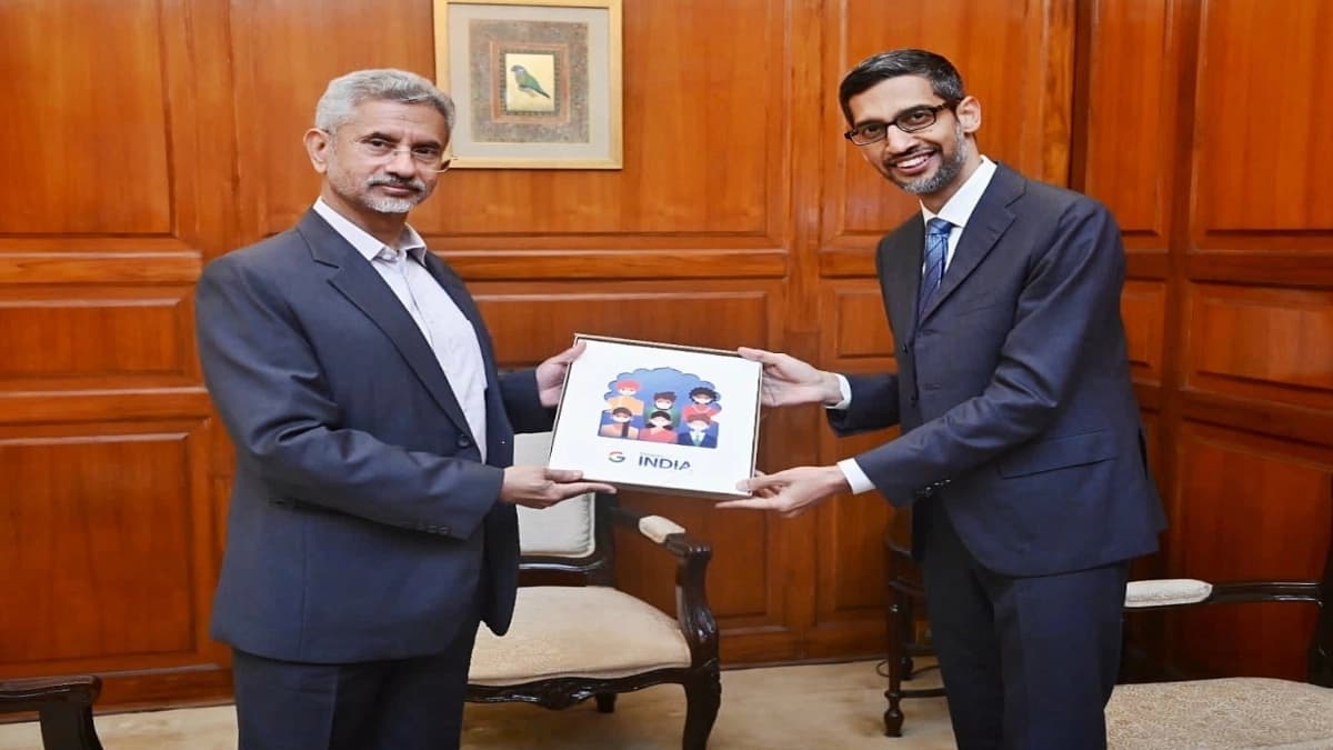Sundar Pichai और केंद्रीय मंत्री Jaishankar ने मिल कर की digital transformation पर चर्चा