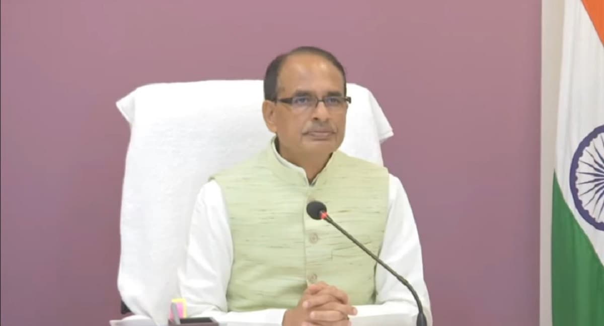 CM Shivraj Singh Chouhan ने वीडियो कॉन्फ्रेंसिंग के जरिए केंद्रीयकृत रसोई घर का किया लोकार्पण