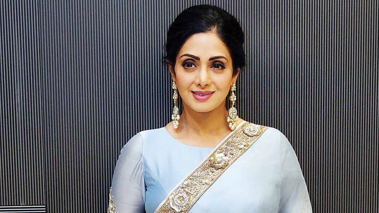SriDevi Biography: जल्द ही रिलीज की जाएगी श्रीदेवी की जिंदगी पर आधारित किताब 'Sri Devi- The life of a legend'
