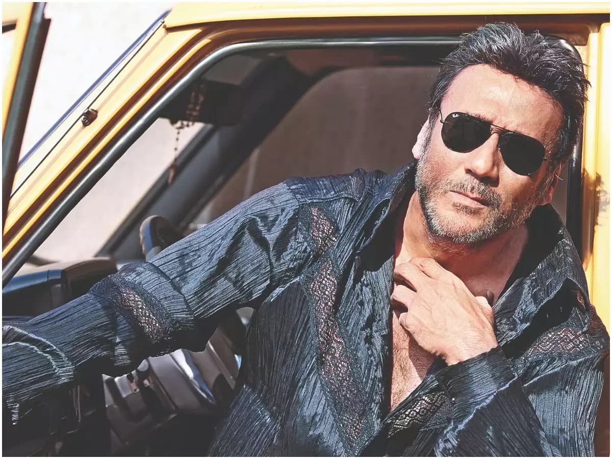Jackie Shroff: बॉलीवुड के जग्गू दादा हुए 66 साल के, अभिनेता बनने से पहले बेचा करते थे मूंगफली