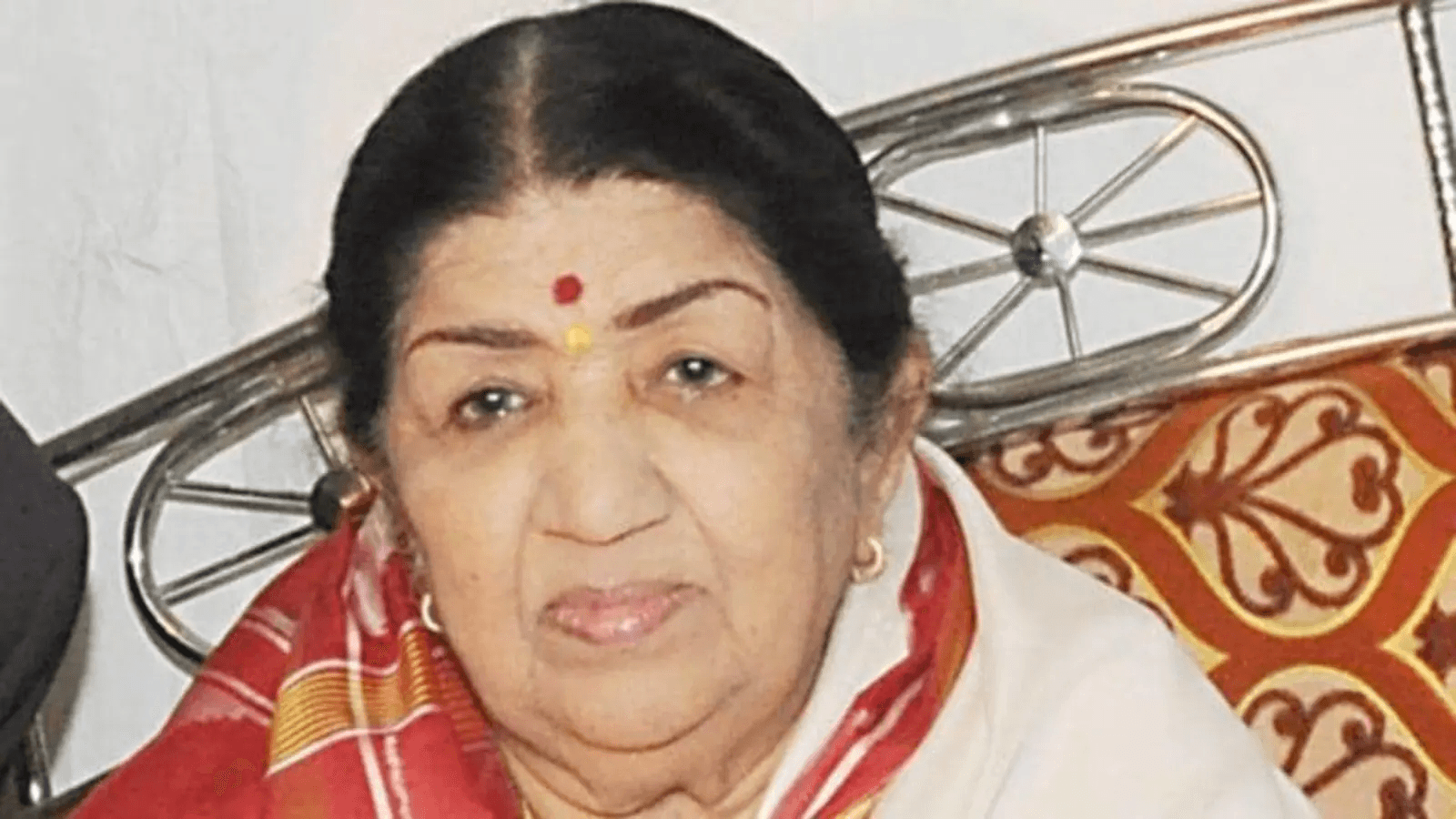 Lata Mangeshkar जी के पहली पुण्यतिथि पर उनसे जुड़े कुछ बातें, कुछ यादे