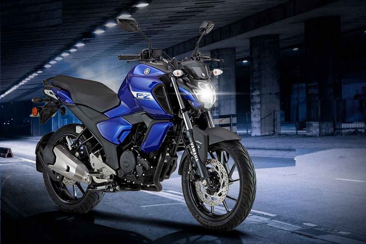 Yamaha ने Pulsar और Apache को टक्कर देने के लिए लॉन्च की ये मोटरसाइकिल