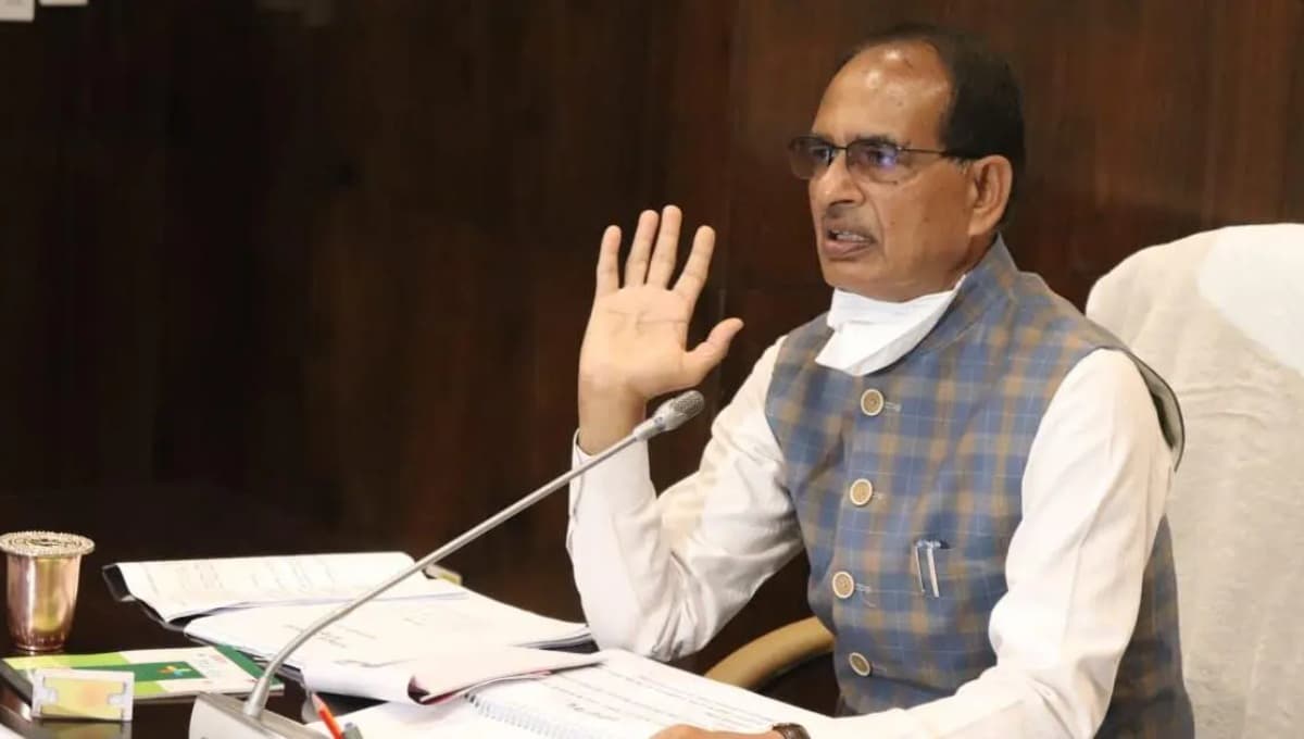 मुख्यमंत्री शिवराज सिंह चौहान ने कांग्रेस पर लगाया भ्र्म फ़ैलाने का आरोप