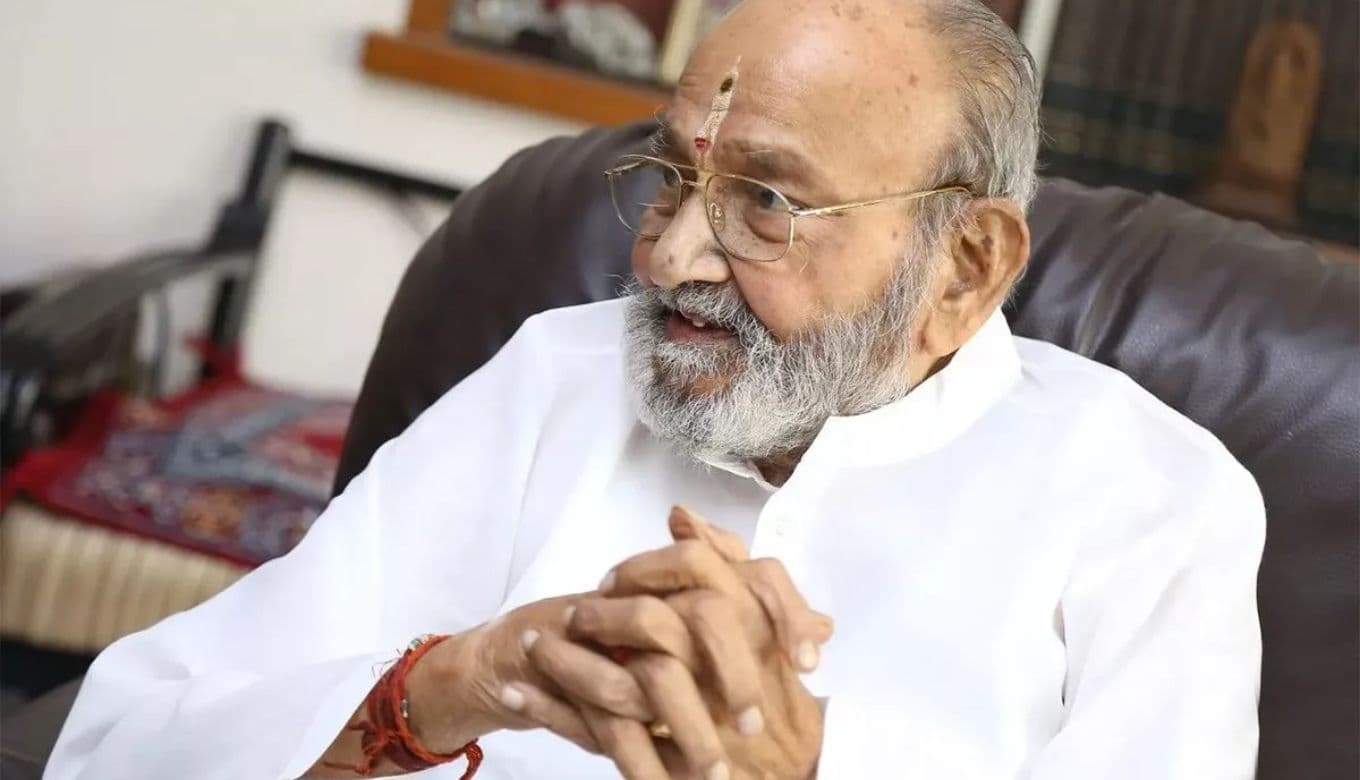 दादा साहब फाल्के पुरस्कार से सम्मानित फिल्मकार K Vishwanath का हुआ निधन, इन कलाकारों ने जताया दुख 