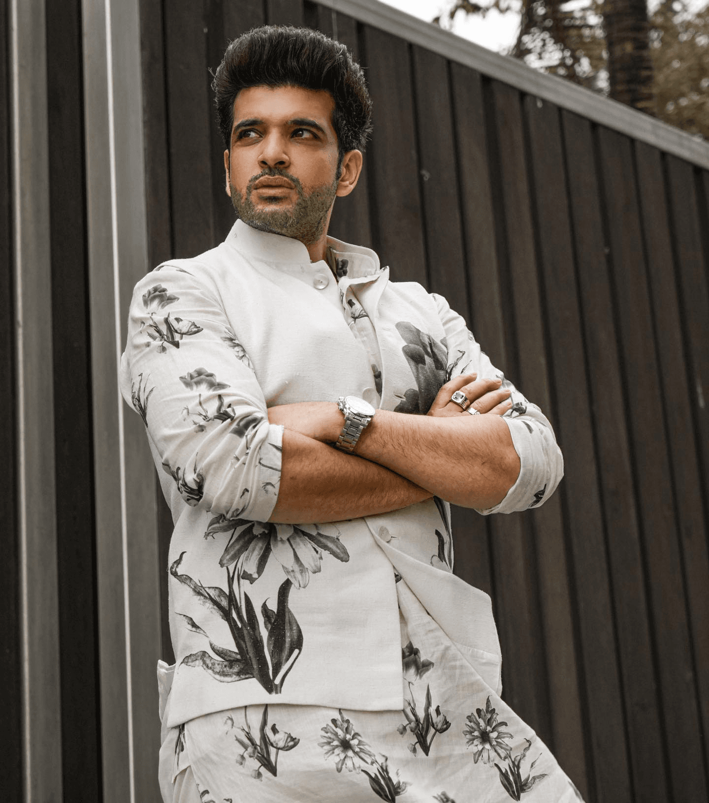 अज़ान की आवाज सुनते ही Karan Kundra का दिखा नया अंदाज, वायरल हुआ ये वीडियो