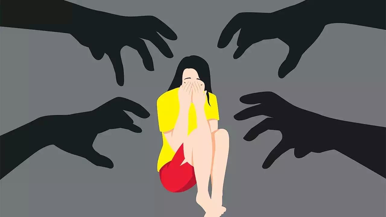 Kanpur News: इंस्टाग्राम पर दोस्ती, अश्लील वीडियो बनाकर ब्लैकमेल कर किया रेप, ब्लेड से शरीर पर लिखा नाम! 8 पर FIR दर्ज!