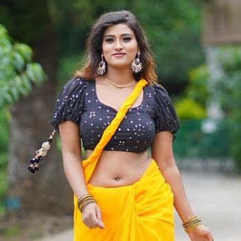 भोजपुरी इंडस्ट्री की अभिनेत्री Akanksha Dubey ने किया आत्महत्या, एक घंटे पहले शेयर किया था विडियो 