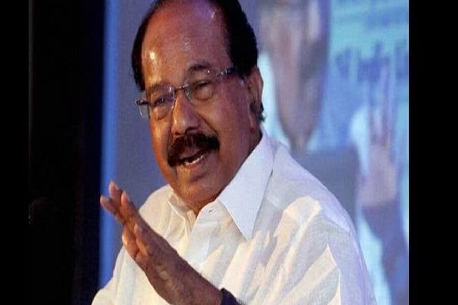 वीरप्पा मोइली ने किया भाजपा की हार की तरफ इशारा, कहा 'कर्नाटक चुनाव के बाद भाजपा का एक इंजन कबाड़ में चला जाएगा' और दूसरा..