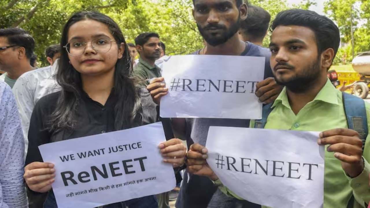 NEET UG Paper Leak Case में आया नया मोड़! शक के घेरे में अब ये लोग, हो सकता है बड़ा राजफाश