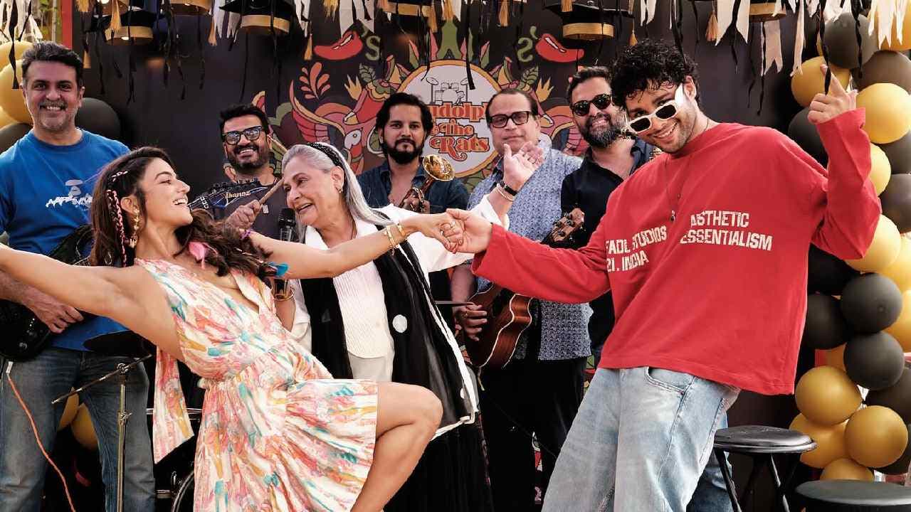 Jaya Bachchan is back! उनकी नई फिल्म के पोस्टर से फैंस हैरान