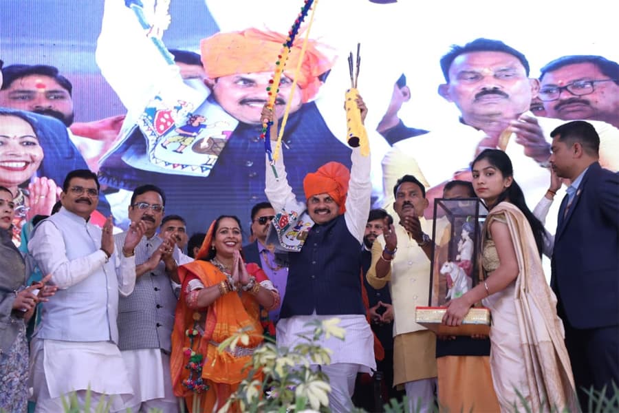 Ladli Behna Yojana: मुख्यमंत्री ने सवा करोड़ लाड़ली बहनों के खातों में जारी किए 1836 करोड़ रुपए