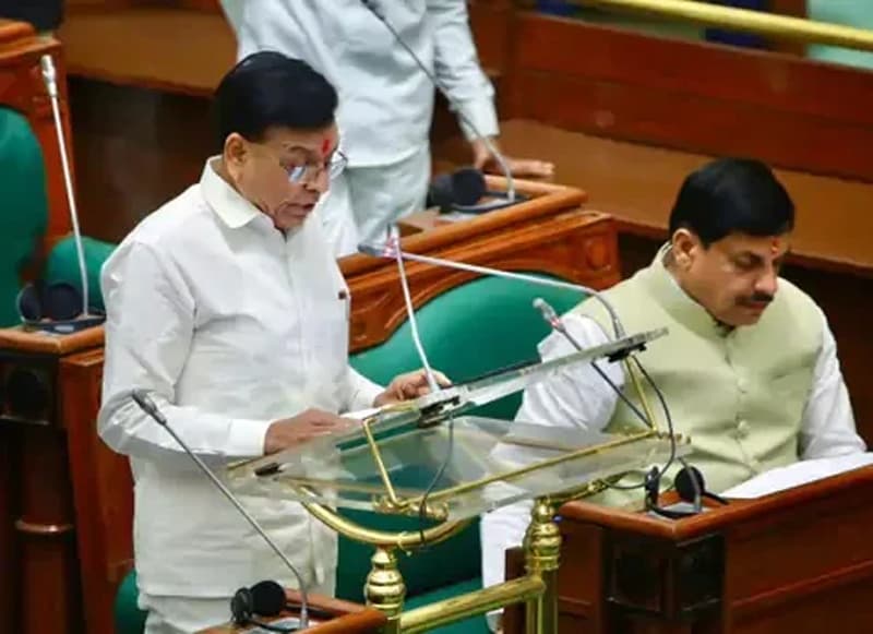 MP Budget 2026: 8वीं तक फ्री टेट्रा पैक दूध, 15000 शिक्षकों की भर्ती, लाड़ली बहनों को 23,882 करोड़
