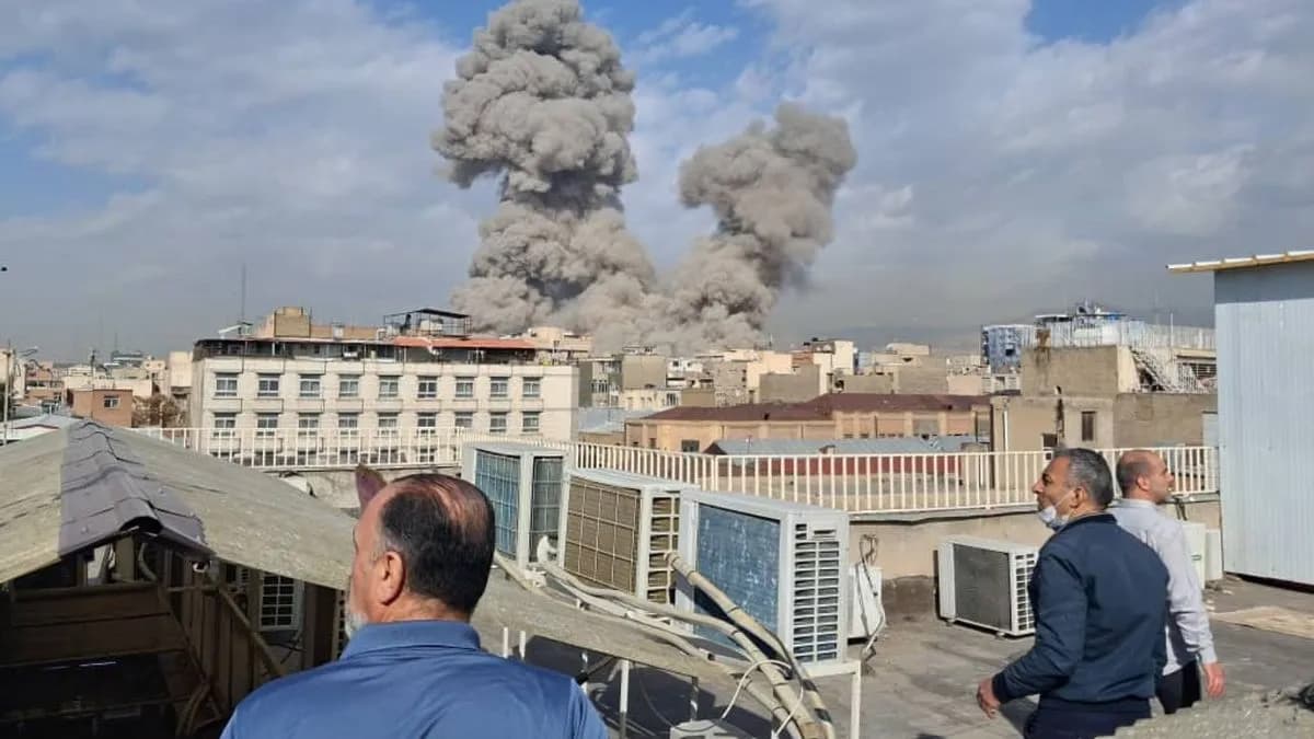 US-Israel attack on Iran: US-इज़राइल का ईरान पर हमला, कई शहरों में धमाके, ईरान ने जवाबी कार्रवाई में 400 मिसाइलें दागीं