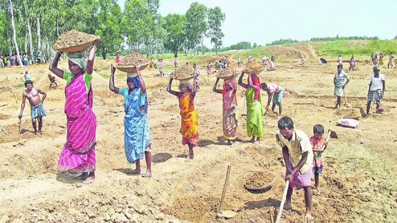 Rural Development : ग्रामीण विकास को लगातार बढ़ावा दे रही सरकार, MGNREGA मज़दूरों की भुगतान के लिए ₹17,744 करोड़ मंज़ूर