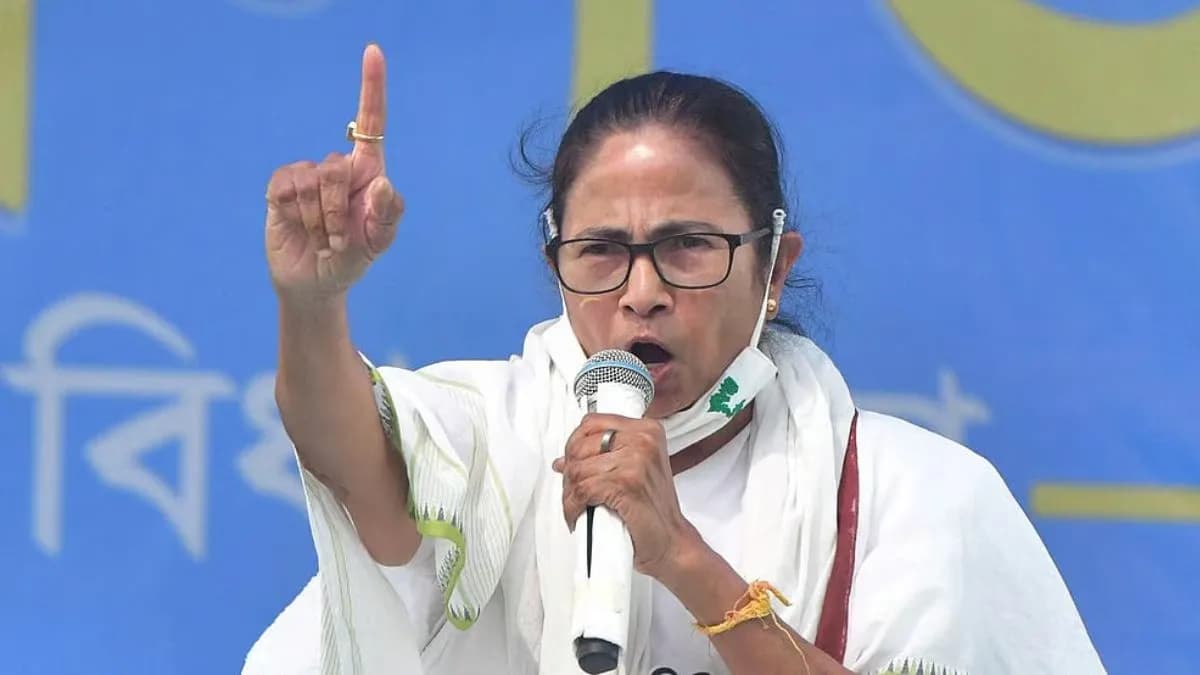 पश्चिम बंगाल चुनाव नतीजे 2026: 293 सीटों के रुझान जारी, 'दीदी' के गढ़ में सेंध लगा पाएगी बीजेपी?