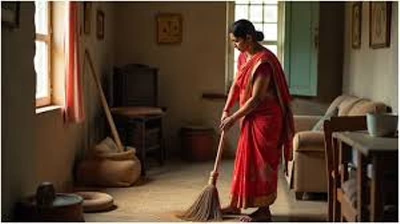Vastu Tips: झाड़ू से जुड़ी इन गलतियों को न करें नजरअंदाज, वरना भगतना पड़ सकता है खामियाजा, जानें?