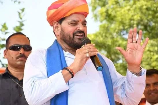बृजभूषण शरण सिंह को बड़ी राहत, महिला पहलवानों के यौन उत्पीड़न मामले में दिल्ली कोर्ट ने किया बरी