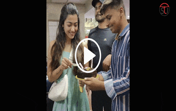 बीच रास्ते Rashmika Mandanna को रोककर फैंस ने मनाया Pre-birthday Celebration, सामने आया ये विडियो बीच रास्ते Rashmika Mandanna को रोककर फैंस ने मनाया Pre-birthday Celebration, सामने आया ये विडियो