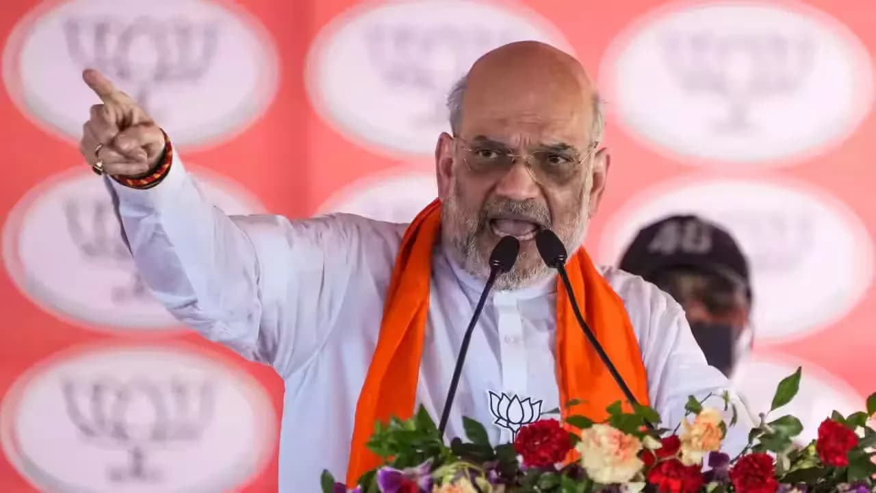 Vande Mataram Row: अमित शाह ने कांग्रेस पर बोला हमला, 1937 के फैसले को बताया विभाजन की नींव Vande Mataram Row: अमित शाह ने कांग्रेस पर बोला हमला, 1937 के फैसले को बताया विभाजन की नींव