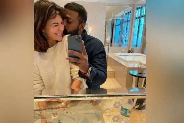 jacqueline relationship with Sukesh