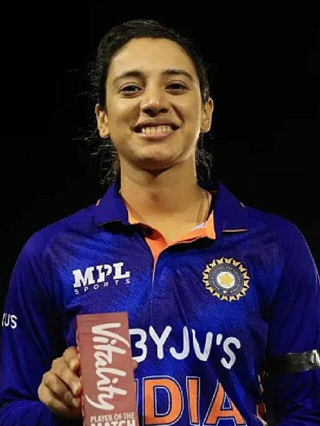 Women's Premire League में अब तक की सबसे महंगी खिलाड़ी स्मृति मंधाना हैं।
