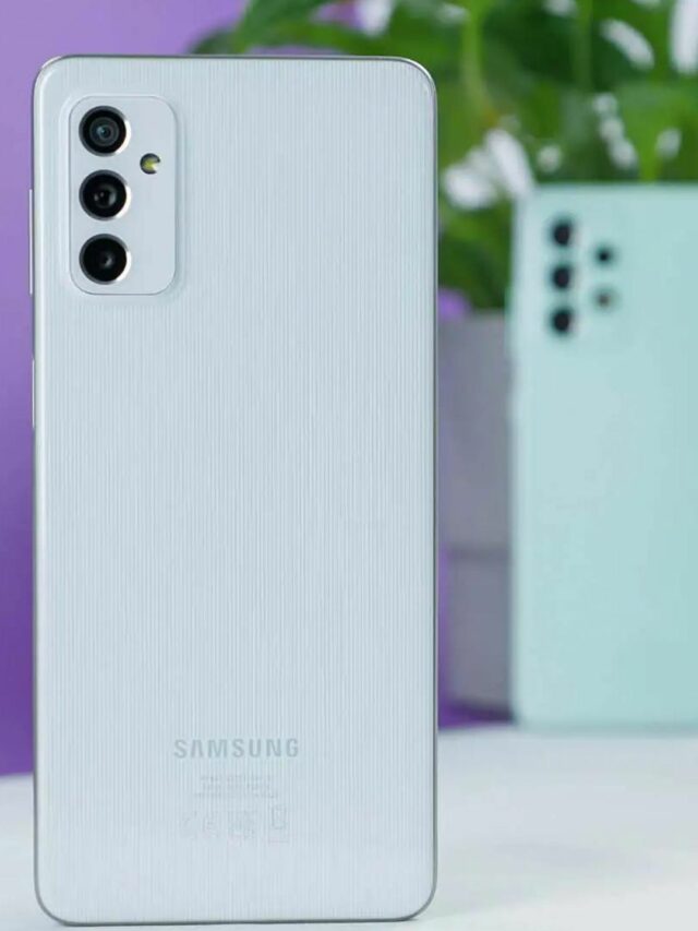 अनोखे फिचर्स के साथ Samsung Galaxy M54 5G लॉन्‍च