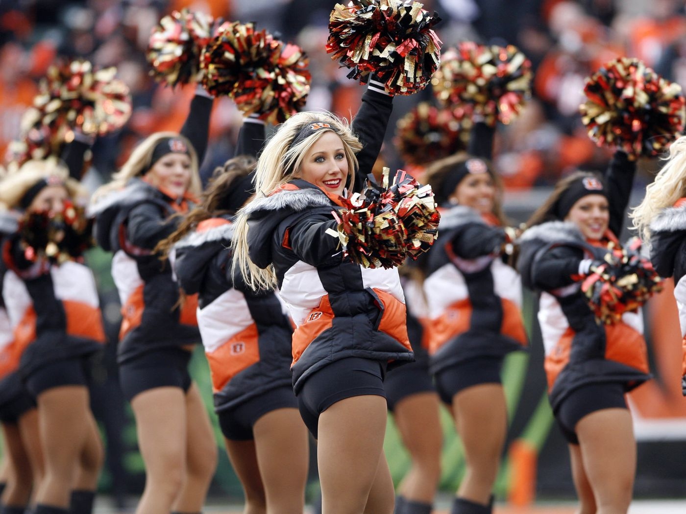 About Cheerleader