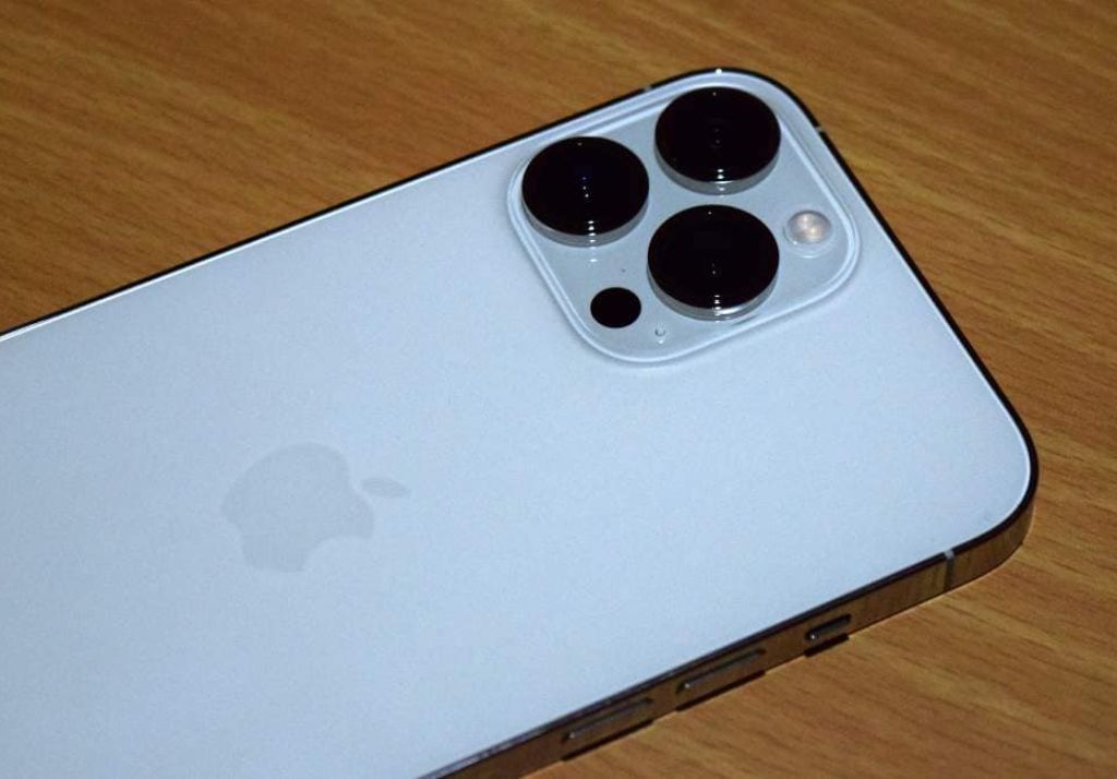 IPhone