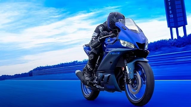 Yamaha R3 & MT03