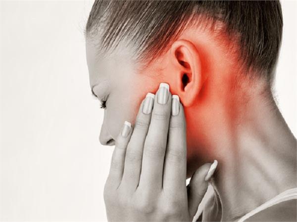 Ear