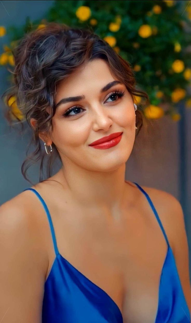 Most Beautiful Actress In The World