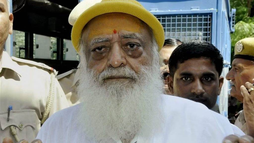 Asaram Bapu gets 7 day parole for medical treatment