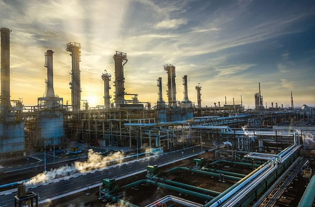Attack on Oil Refinery in Saudi Arabia