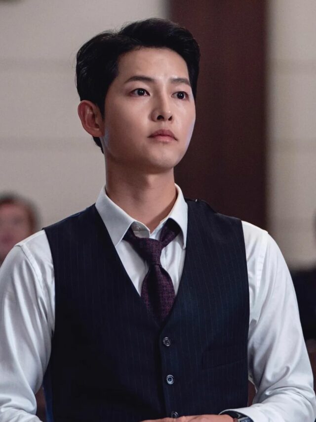 CONGRATULATIONS JUNGKOOK: Song Joong Ki Confirms He’s In A Relationship Description-Song Joong-ki is confirmed to be in a relationship. The Korean star is dating a non-celebrity British woman, as per his agency.