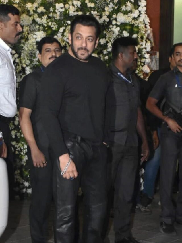 cropped 4 78 7) Pooja Hegde, who stars in Salman's upcoming film "Kisi Ka Bhai Kisi Ki Jaan," attended the party and was wearing a white and blue outfit.