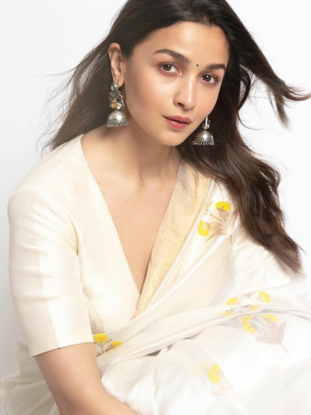 The Rise of Alia Bhatt: From Child Actress to Bollywood Star" "Alia Bhatt: A Look at the Life and Career of a Bollywood Actress"