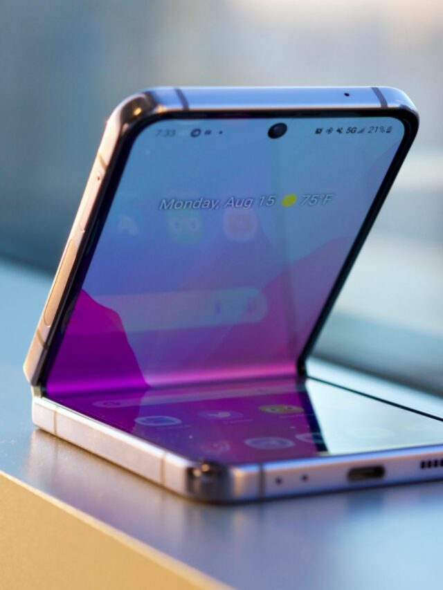 Top 10 best Mobile phones in India 2022.