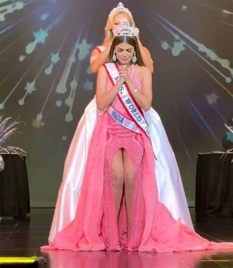 Indian Sargam Koushal wins Mrs. World 2022
