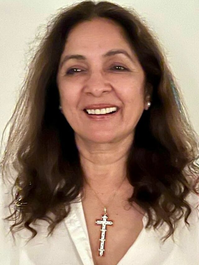 Neena Gupta shared video of her reaching her attendant on Instagram