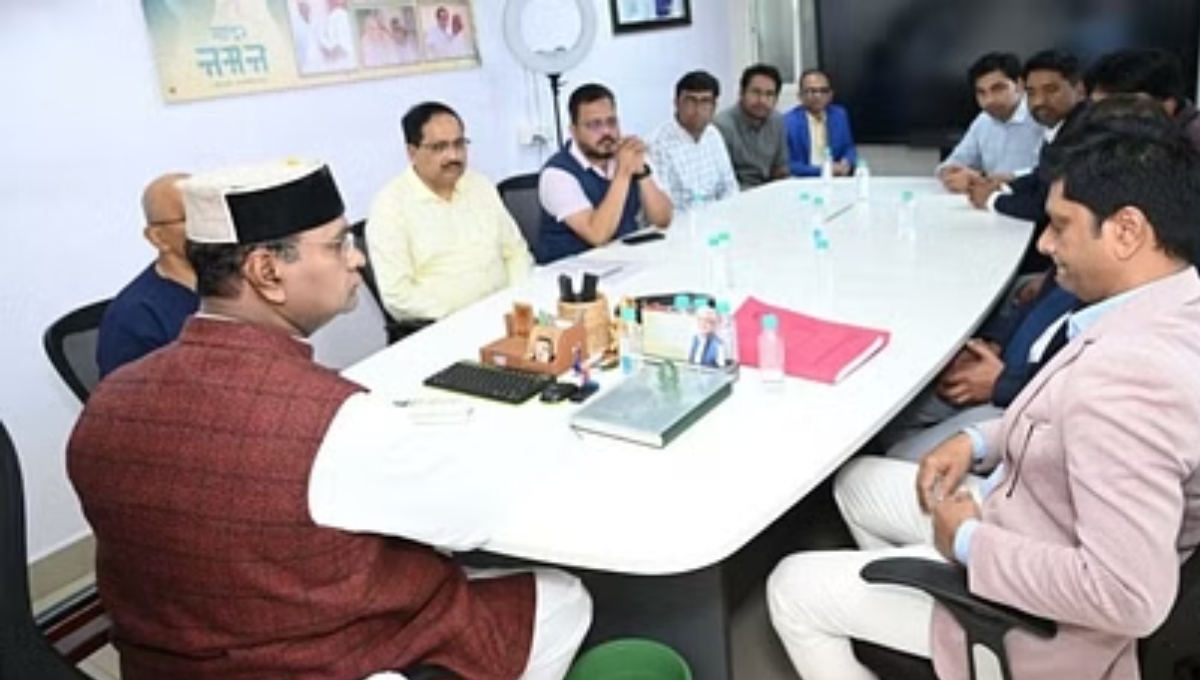 डॉक्टरों ने मंत्री से मुलाक़ात के बाद बंद की हड़ताल