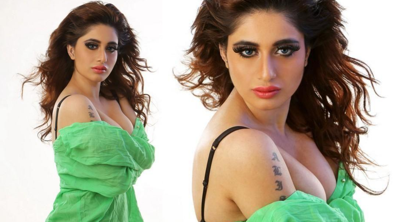 Alisha Khan bhojpuri actress hot images