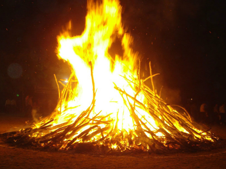 Holika Dahan