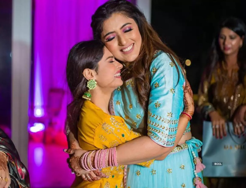 "ये है मोहब्बतें" की एक्ट्रेस Shireen Mirza हुई सेट पर बेहोश, कराया गया अस्पताल में भर्ती 