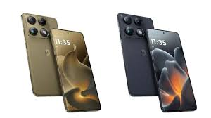 डिस्प्ले और बिल्ड क्वालिटी की सीधी टक्कर