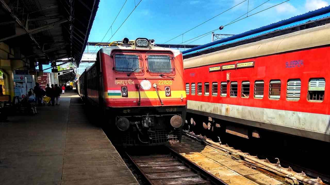 HBL Engineering Share Jumps 4% After ₹800 Crore KAVAC