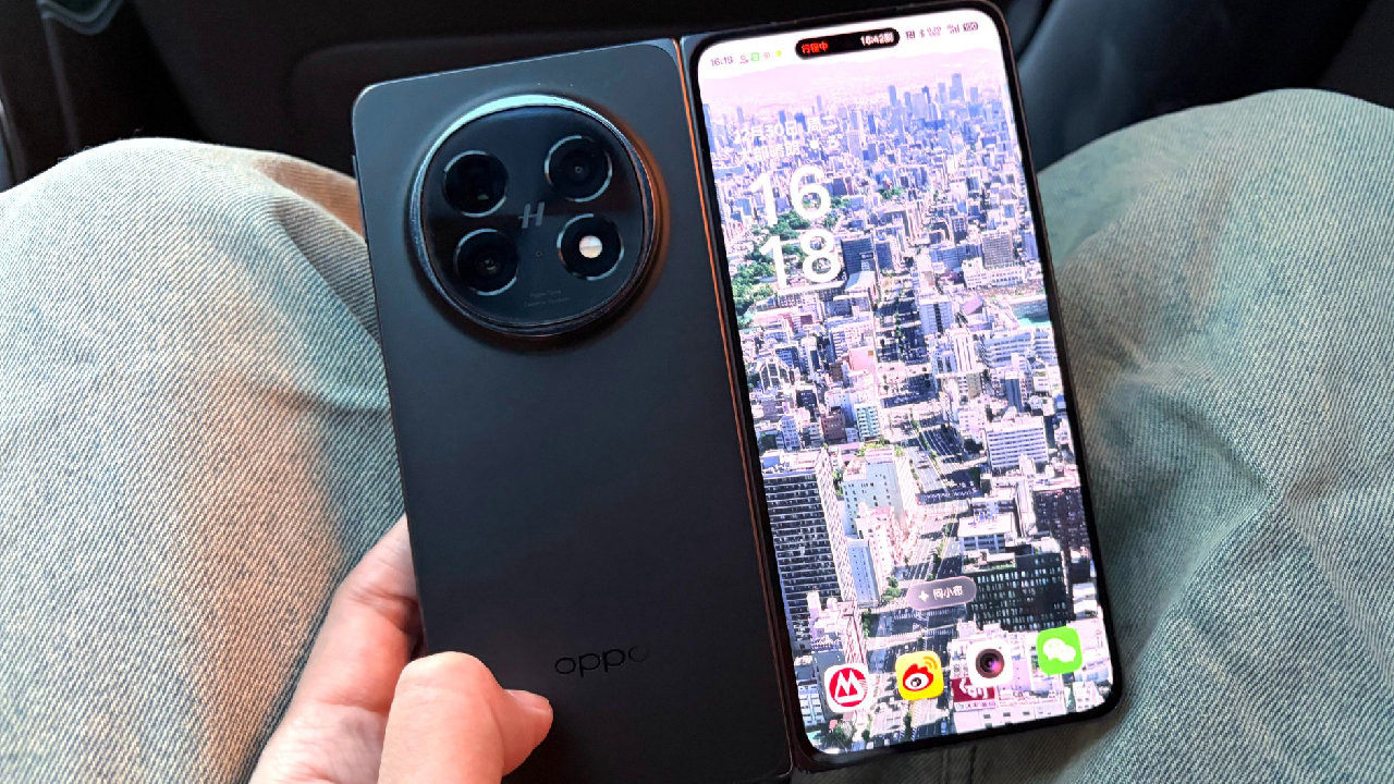 Oppo Find N613 Oppo Find N6