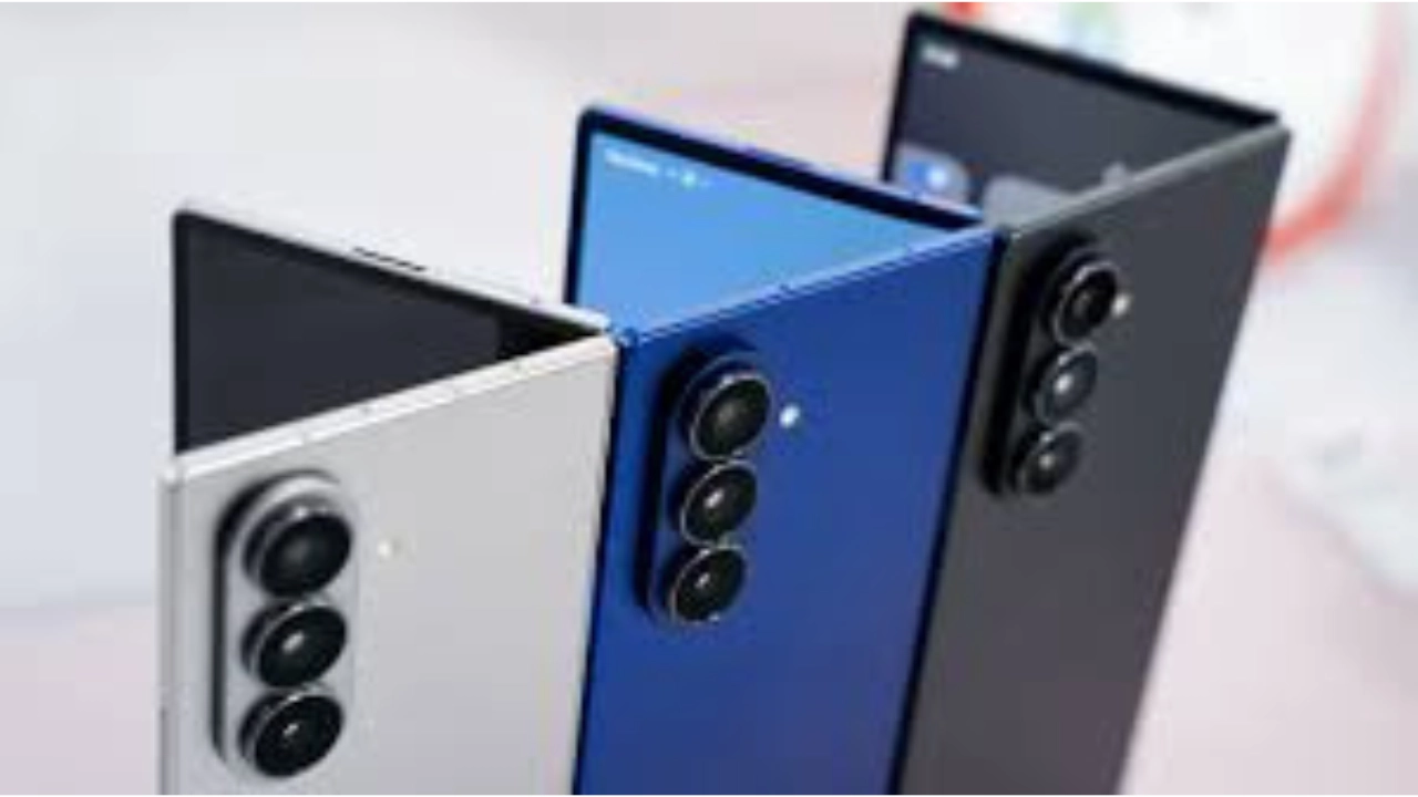 7 Luxury Mobile Phones 2026( iPhone) जो आम आदमी के बजट से बाहर हैं