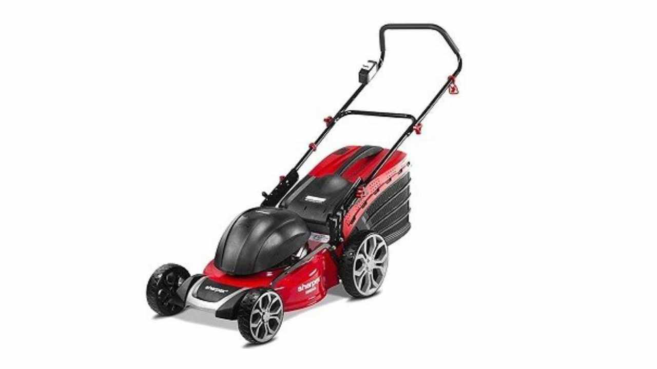 घास काटने की मशीन और ट्रिमर