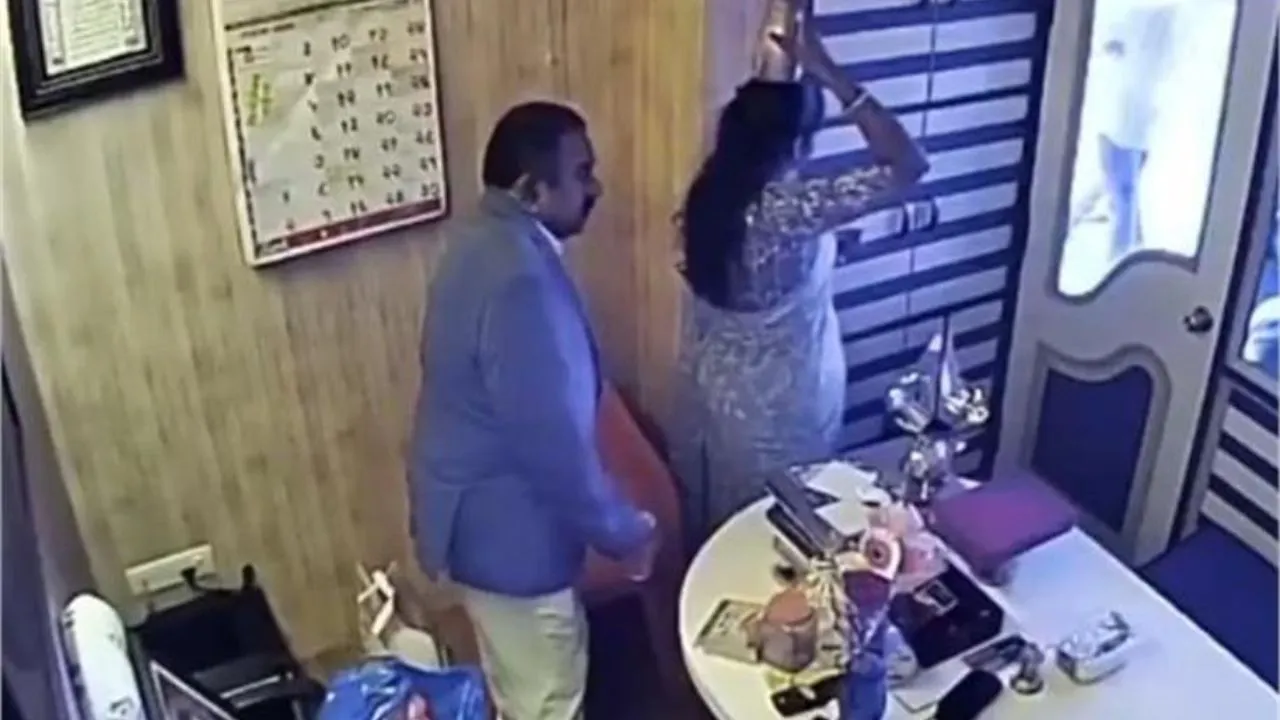 Ashok Kharat ने मंदिर के पीछे मौत की धमकी, फार्महाउस का पूरा खर्च निकलवाया